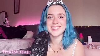 Princess got her asshole gapped by the Fuck Machine Dragon