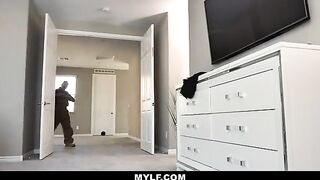 A horny babysitter Joslyn James gets fucked by her boss in HD