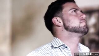 Charlotte Sins, a sex addict, convinces her sex therapist to cheat with her