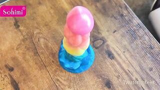 Dildo review and showcase with a focus on couples’ satisfaction