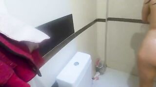 I fucked busty stepmom in the shower, she didn't even realize it wasn't her husband