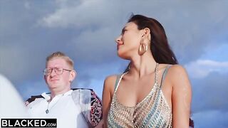 Rae Lil Black deserts her boyfriend to be with a perfect stranger