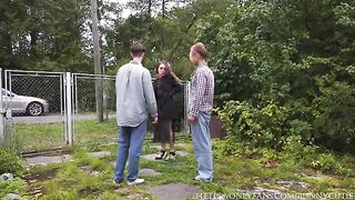 A guy fucked a girl hard in the village