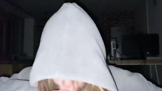 A pick-up guy has sex with a girl without a condom, no strings attached