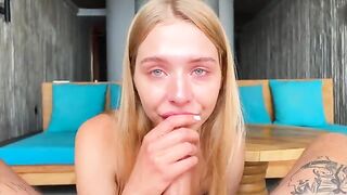 The Californiababe is cheating on her husband even at a psychotherapy session