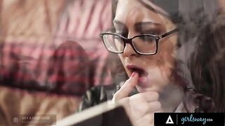 Investigator Riley Reid rubs her pussy thinking about missing girls