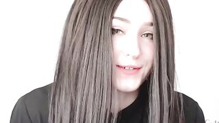 The assistant Samsung Girl fucks her client in doggy style