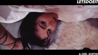 The girl knows how to seduce her roommate and make love with her
