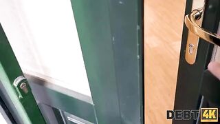 Smart nympho Lia Missy pays debts with her pussy