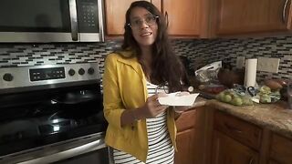 My stepmom is a big ass and she wakes me up with her pussy in the morning when my dad is not around
