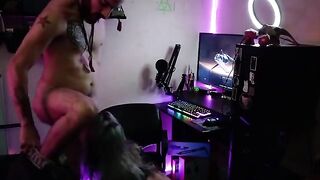 The cute Gamers play Destiny 2 with her boyfriend, getting intimate while gaming
