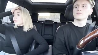 The girl compensated the taxi fare with her mouth