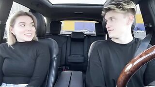 The girl compensated the taxi fare with her mouth