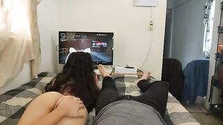I fucked a hot gamer girl with huge tits, she was so sexy!