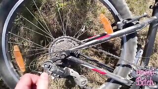 Sex with a stranger in the park turned outdoor fuck
