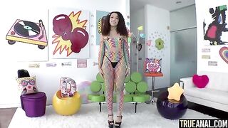 Cock craving teen Willow Ryder loves to get her asshole gapped