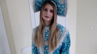 The beautiful Snegurka got lost, but the guy compensated