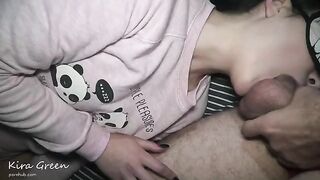 The man made cumshot twice on the face and body of a beauty