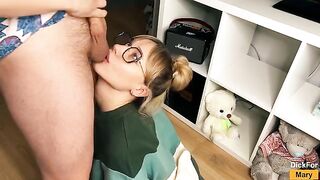A guy learned about a girl’s professional skill in an intimate setting
