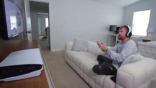 The wife cheats on her husband with a painter’s big dick