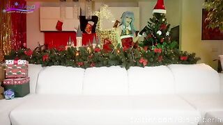 A Merry Christmas treat from the stunning Sia Siberia to enjoy