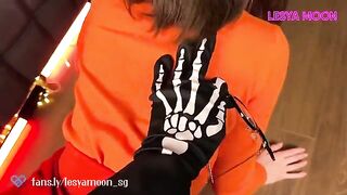 White Mask fucked nerdy girl Velma in Halloween costume