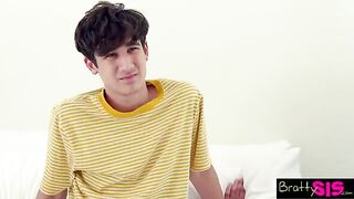 Step Sis "I wouldn't suck your dick even if it was the last on earth" S19:E6