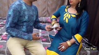 Desi Pari Aunty fucks for money with clear Hindi audio, showcasing her bold role-play skills