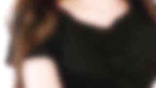 Horny Pinay girlfriend fingers herself solo when her boyfriend is not around