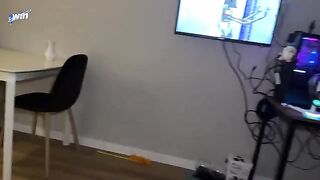 The stepsister wants to taste her stepbrother's huge cock