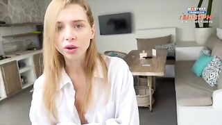 Babe California picked up a guy on vacation and fucked with him