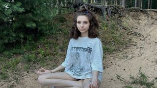 I met the best yoga teacher and she showed me her skills that day
