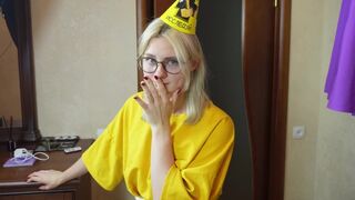 A stepbrother pushed his tongue in the birthday girl’s wet pussy