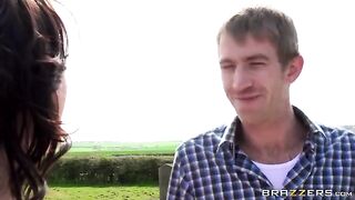 A juicy beauty got fucked by a guy on a haystack