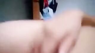 Babe fucks with a young man who does not lie and is in shape