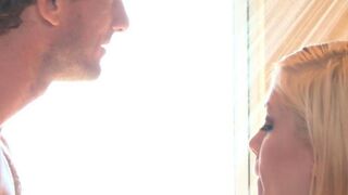 Couple has sex right at home in the shower