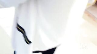 A hot chick gave a blowjob to her driver friend in the car