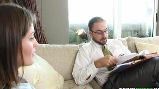 A stepdaughter with no panties seduces her stepfather to fuck her