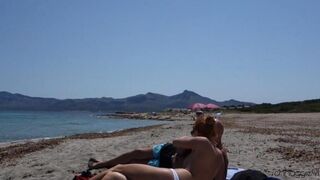Blowjob in public on the beautiful beach, enjoy and cum