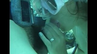 A man has sex with a hairy girl in the water
