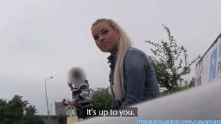 Girl was picked up on the road and had sex with a guy in his car