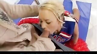 Gymnast girl sits on the twine and has awesome sex