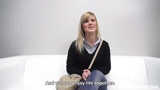 Porn casting with a beautiful 25-year-old Czech girl who loves blowing jobs