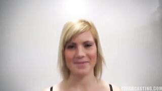 Porn casting with a beautiful 25-year-old Czech girl who loves blowing jobs