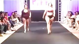 Chubby girls in swimsuits ran on the boardwalk and made cum shot