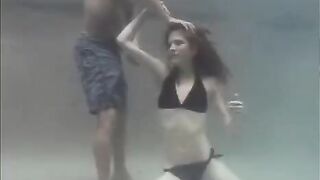 Sex with a ginger underwater in the pool, culminating in an intense finish