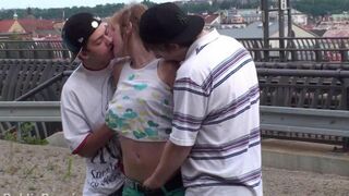 An amateur threesome with two cute girls, full of natural passion