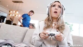 Nerd guy fucked his GF’s gaming console obsession