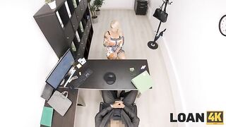 Babe has a dream to have sex at the workplace, it came true