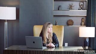 I fucked a mature woman in doggy style on Sunday, it was awesome